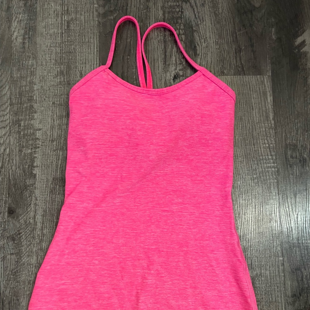 Lululemon top